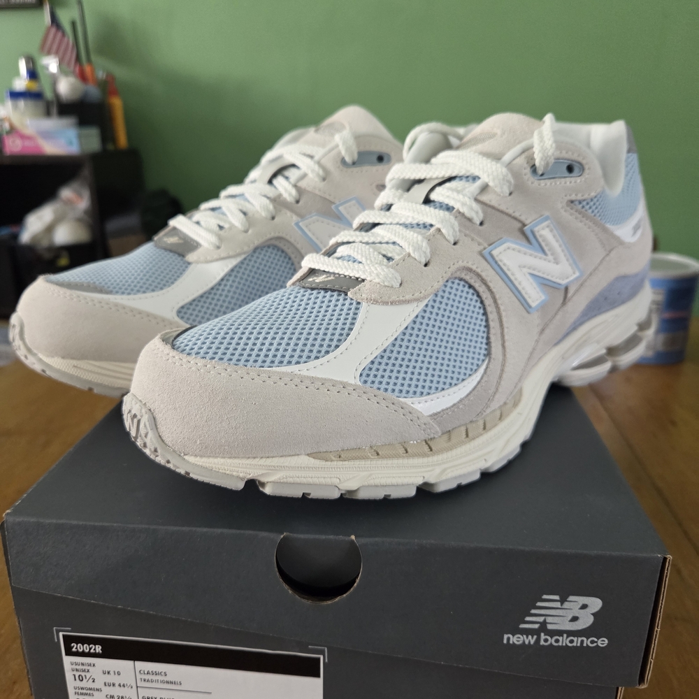 New Balance 2002R Light Blue & Beige Mesh Sneakers
